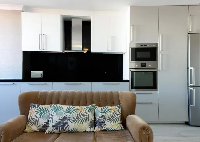 B07 - Maria Vitoria Apartment In Lagos Center